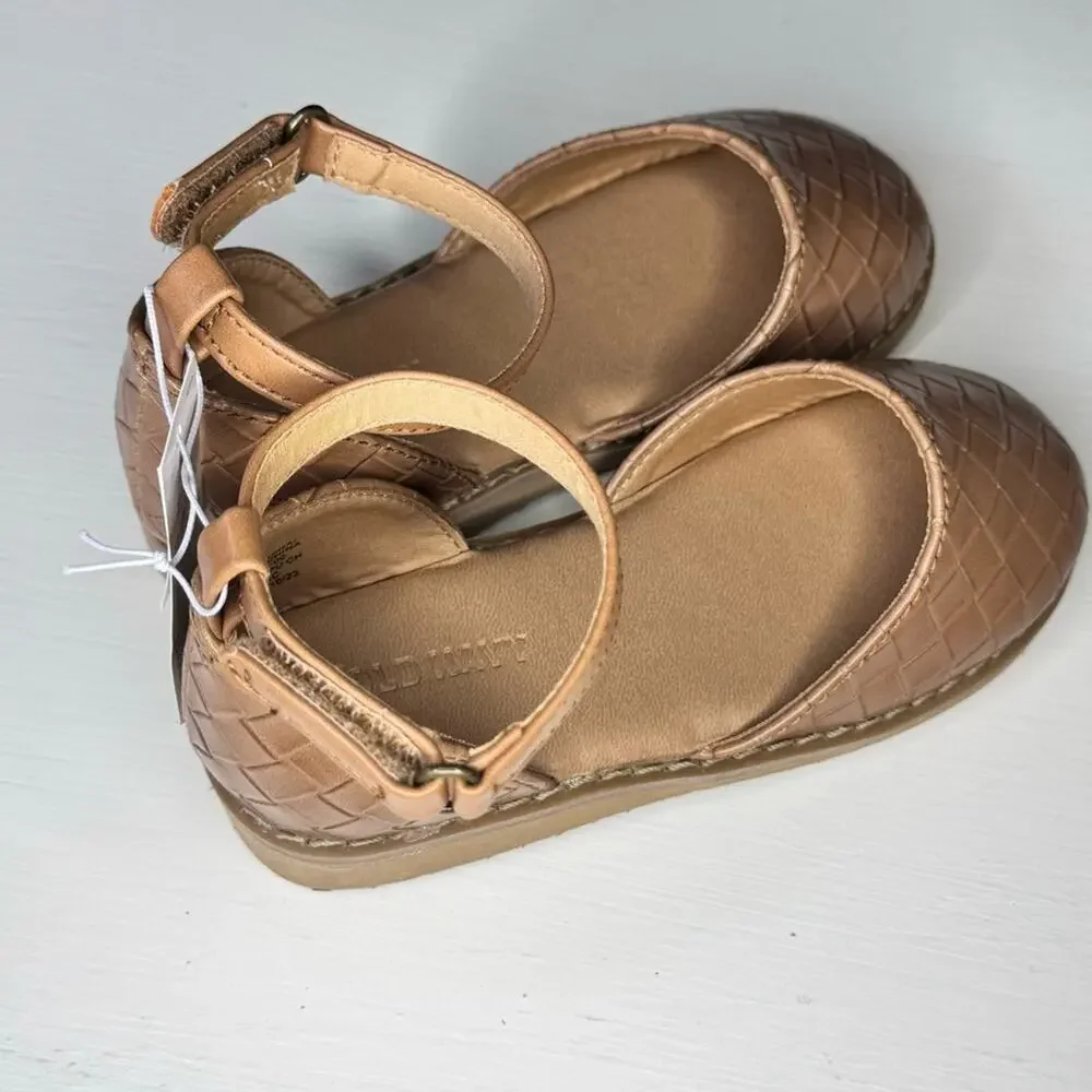 Old Navy Toddler Girl Chunky Low Heel Brown Buckle-Strap Ballet Shoe Sz 9